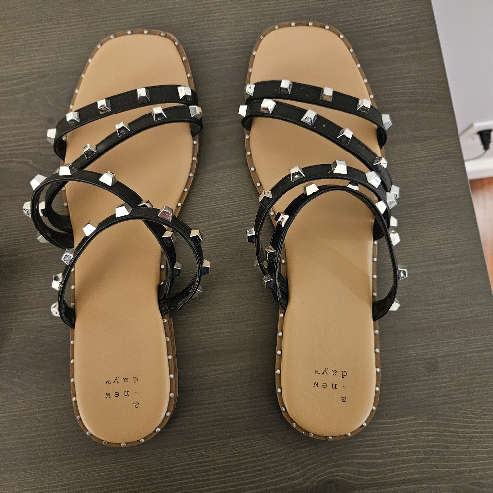 target brand sandals